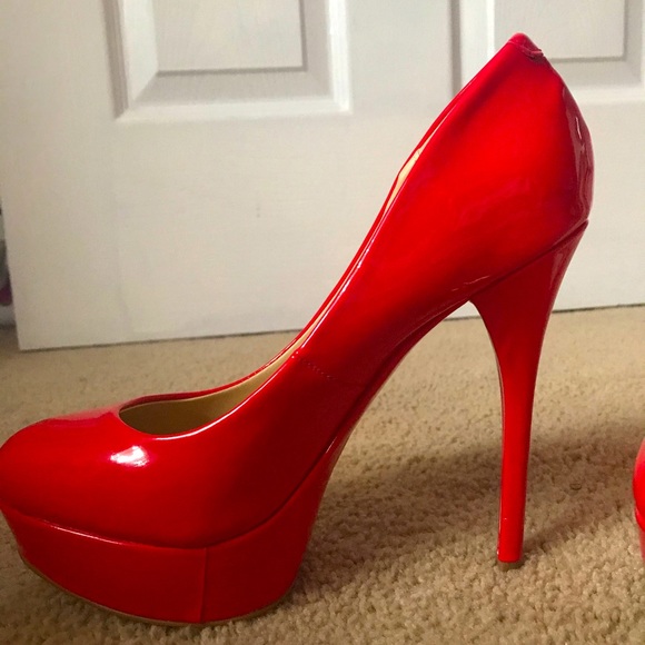 Shoes - Aldo red pumps❤️